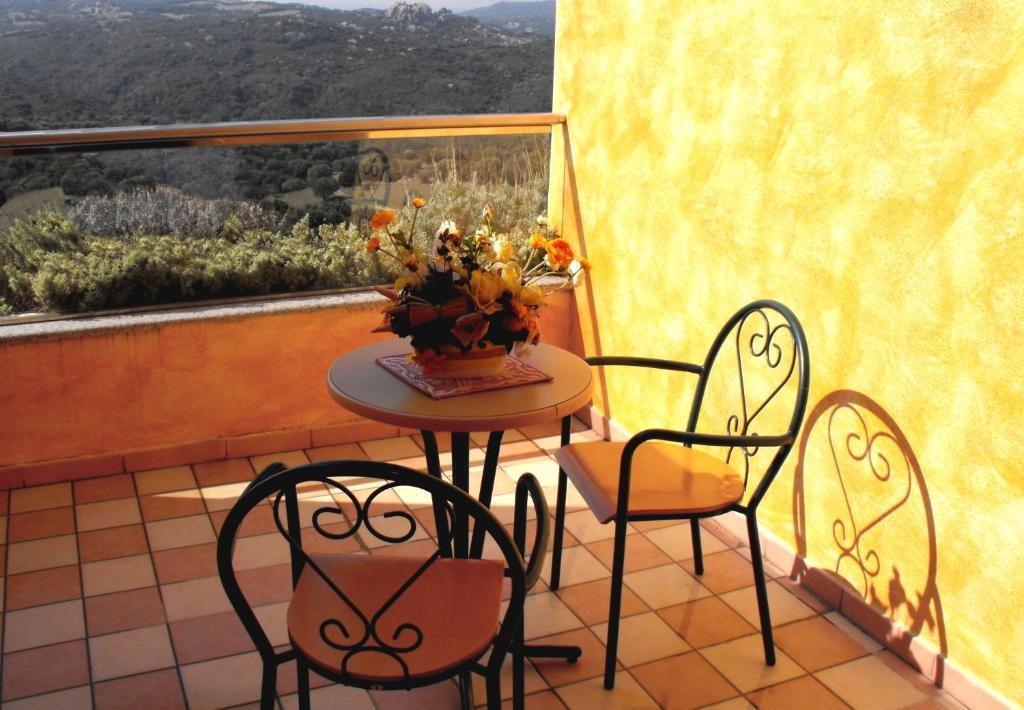 Borgo Saraceno Hotel-Residence Santa Teresa Gallura Exteriör bild