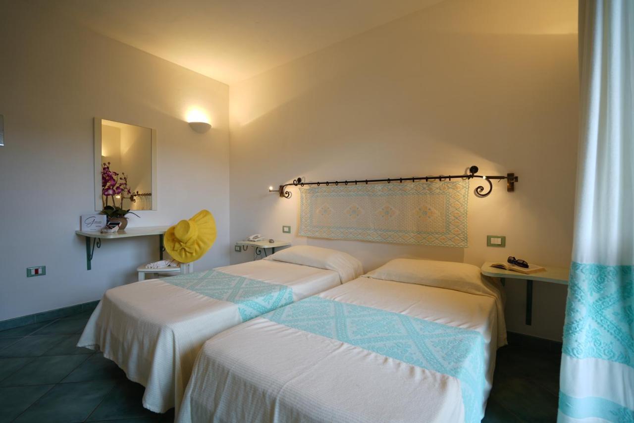 Borgo Saraceno Hotel-Residence Santa Teresa Gallura Exteriör bild