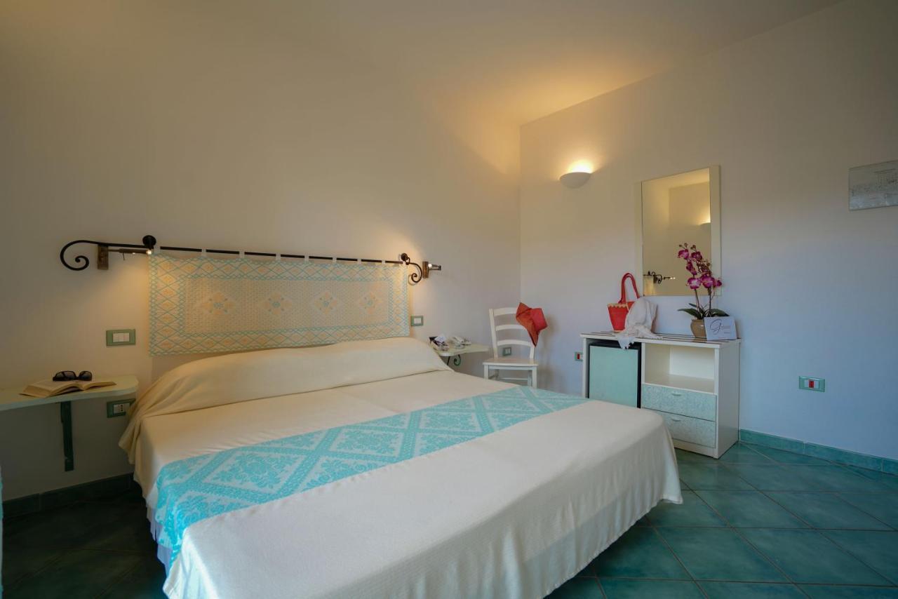 Borgo Saraceno Hotel-Residence Santa Teresa Gallura Exteriör bild